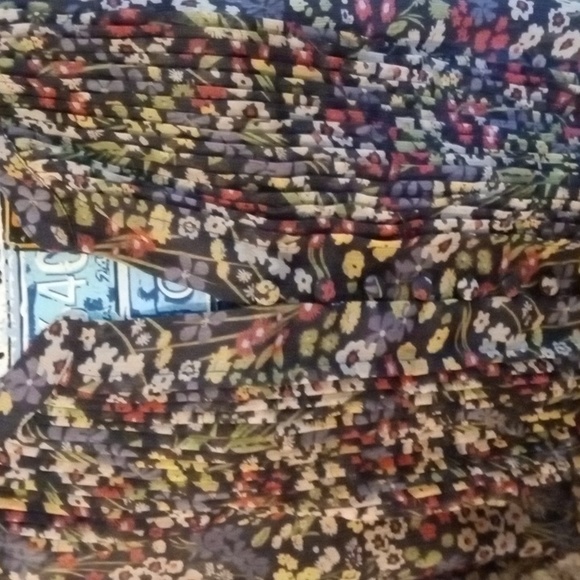 a.n.a. A NEW APPROACH SZ XL Semi Sheer Lightweight Spring Floral Print Blouse - Picture 8 of 15